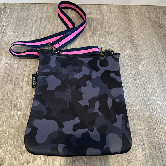 Neoprene Camouflage Crossbody Bag with Pink & Navy Stripes - Picture 3 of 5